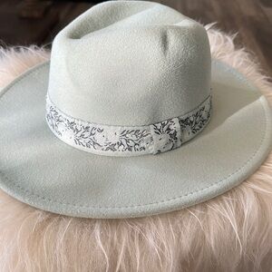 Mint Green Hat NWOT